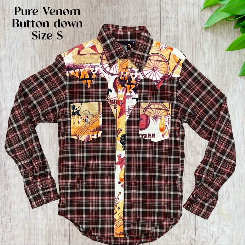 Pure Venom Men’s Button Down Western Long sleeve Size Small